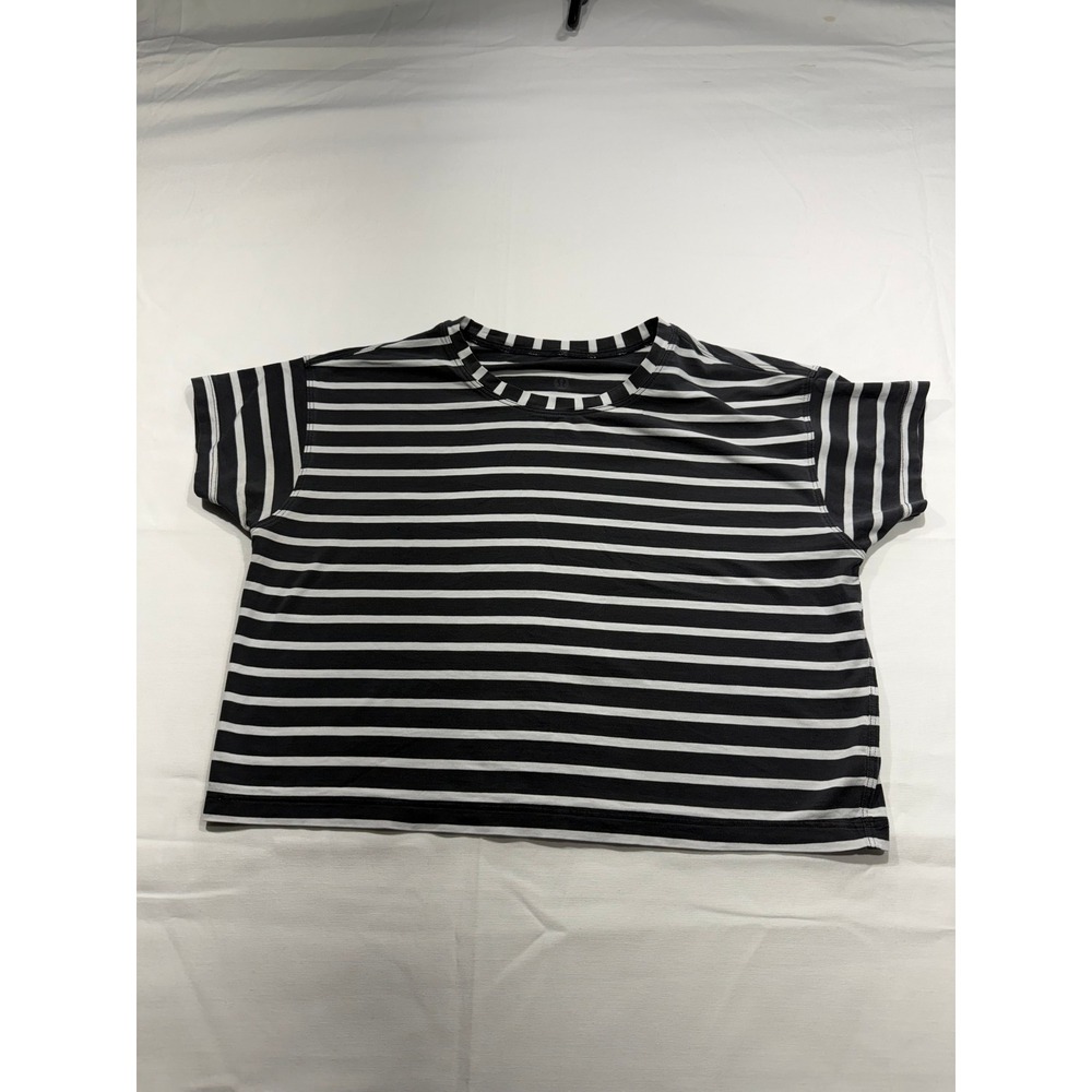 Lululemon Cates Tee Striped Black White Cropped Short Sleeve Shirt Size 4